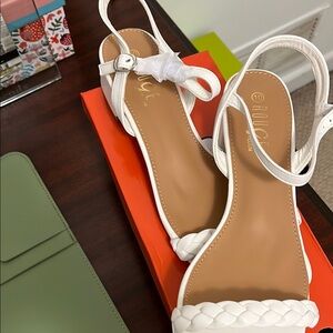 Rouge Helium White Tan Strappy Sandals